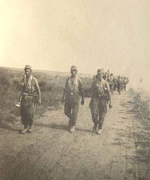 Hunters of the GJR 13 in march towards the Caucasus.