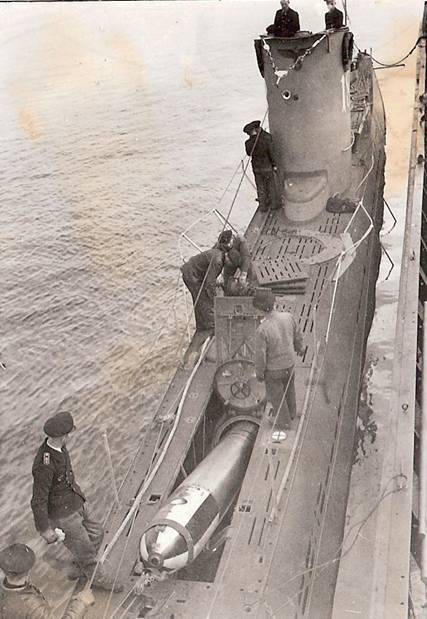 The U-18 in torpedoes maneuver...............