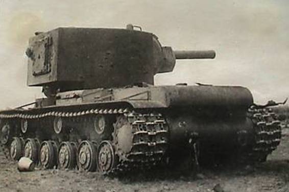 A disabled heavy Soviet tank Klim. Woroschilow (KV II) in Surwilizki................