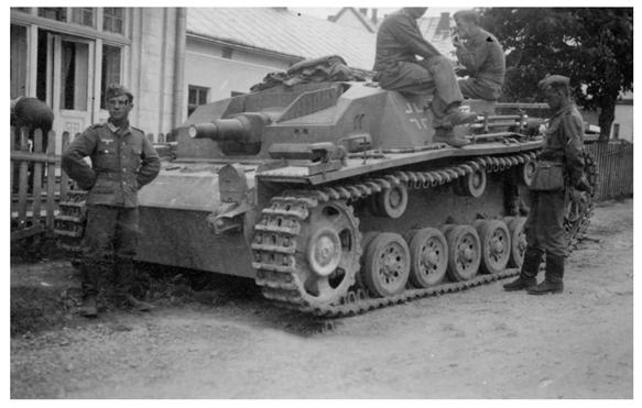 A StuG III Ausf. B on a stop in a Ukrainian town ...........................................................