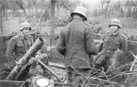 German mortar position of 89th Infanterie-Division near Schmidtduring the battle of the Hurtgenforest.jpg