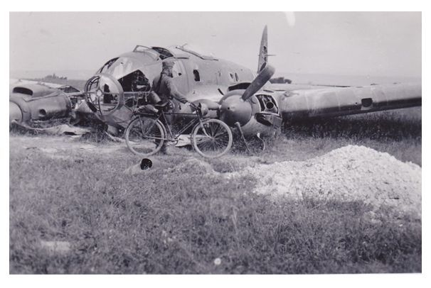 A He-111 quite in one piece after its forced landing ...................................................