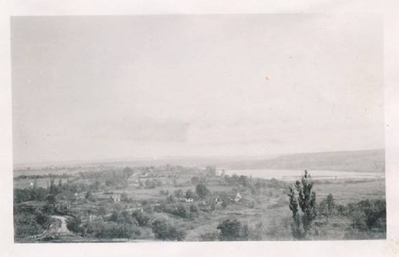 View towards Taraschtscha - July 1941 .....................................................