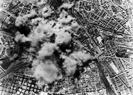 https://www.historytoday.com/archive/bombing-eternal-city