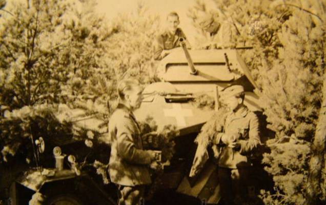 One Sd Kfz 231 of AA 3 during a lull in the fight while moving to the Vistula.