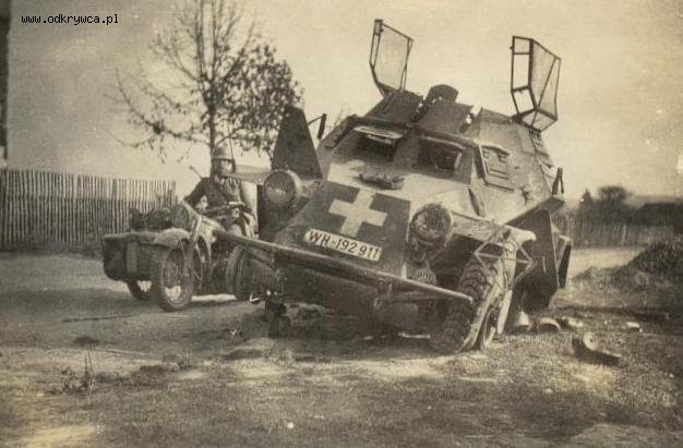 German armoured car destroyed near Zarki