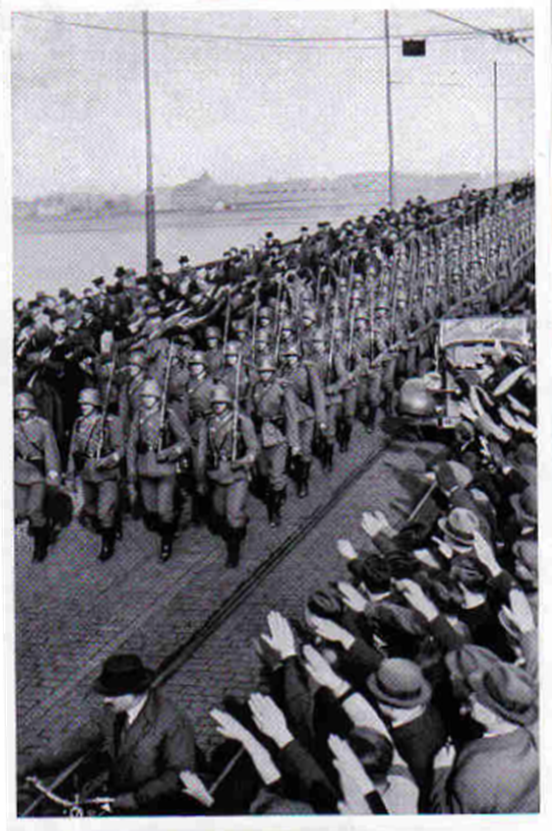 German troops crossing the Mainzer Brücke......................
