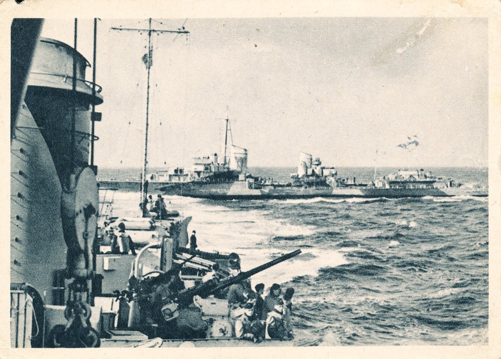 auf der Jagd nach U-Booten [1943] #1.jpg