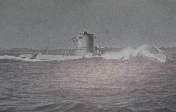 The U-26 sailing at high speed (pre-war photo) .............<br /> Heer, Luftwaffe und Flotte 1936. www.delcampe.net..