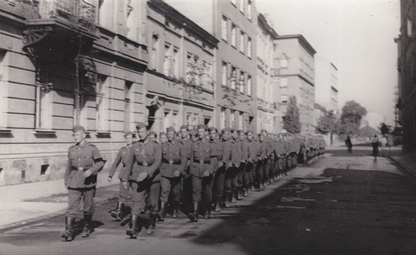 Nachtigall battalion paraded through the streets of Lemberg/Lviv ..........................................