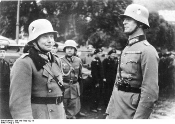 Generalmajor Georg-Hans Reinhardt, seen here as Commander of the 1st Rifle Brigade (1 Pz. Div) with Generalleutnant Heinz Guderian, Commander of the XVI AK (Mot).............................