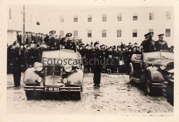 Military parade of the PR 2 together with Romanian officers in Sibiu / Hermannstadt on January 26, 1941 ...............................