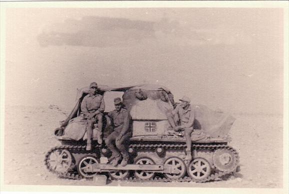 A 4.7cm Pak (t) (Sf) auf Panzerkampfwagen I of the 21. Pz in North Africa..................................