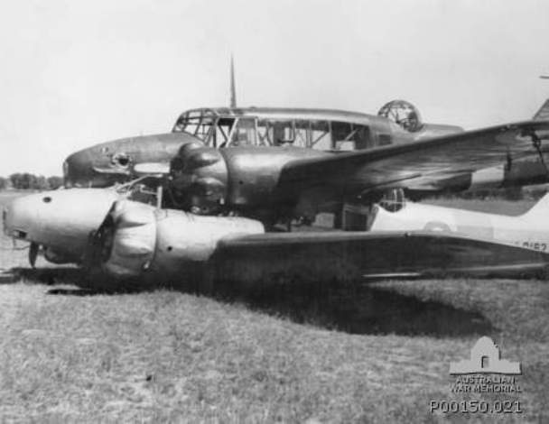p00150_021-raaf-avro-anson-crash-1940.jpg