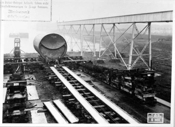 Section of the pressure hull of the U 27, whose keel was laid down on November 11, 1935 ........................