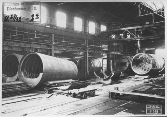 Sections of the hull of the Type VII A (U 27 to U 32) at the shipyard Deschimag AG Weser, Bremen ........